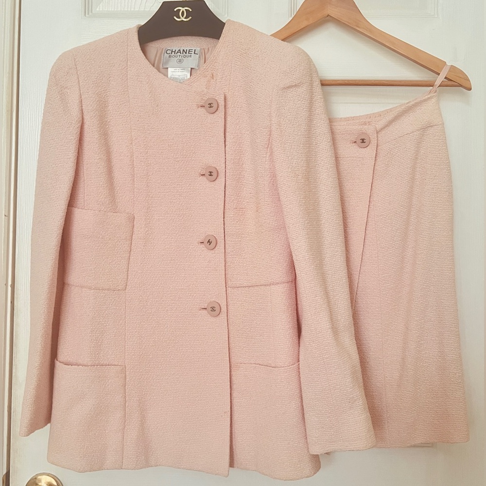 Vintage CHANEL Pink Tweed Jacket & Skirt FR38
